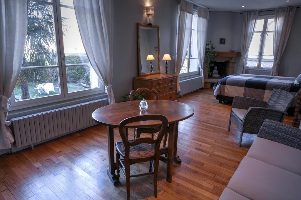Chambre D'Hote La Bacotterie Bois-le-Roi  Kamer foto