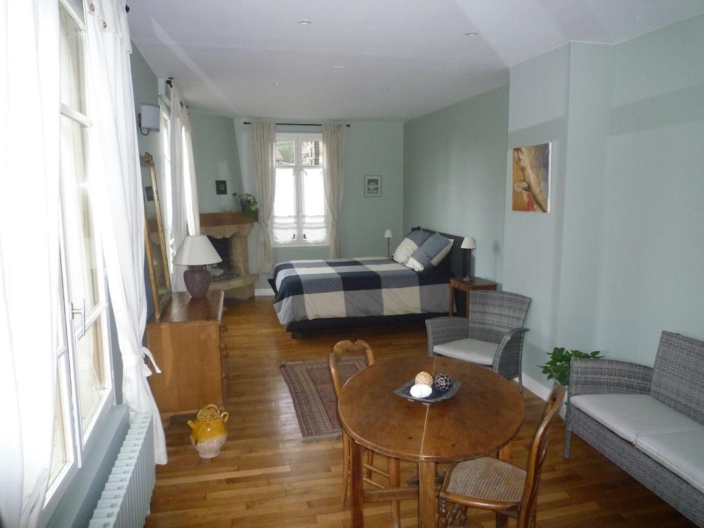 Chambre D'Hote La Bacotterie Bois-le-Roi  Kamer foto